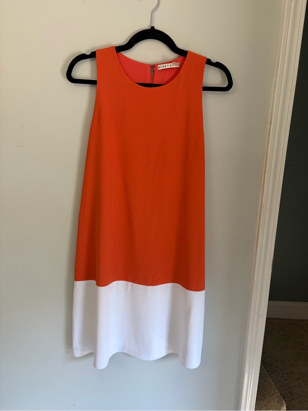Alice + Olivia Orange and White Colorblock Shift Dress Zip Back size M